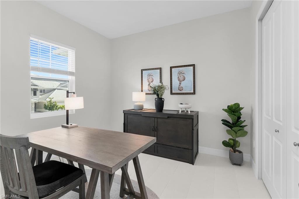 268 Indies DR E 202-17
