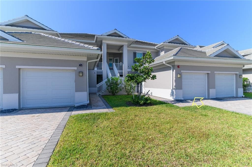 268 Indies DR E 202-22