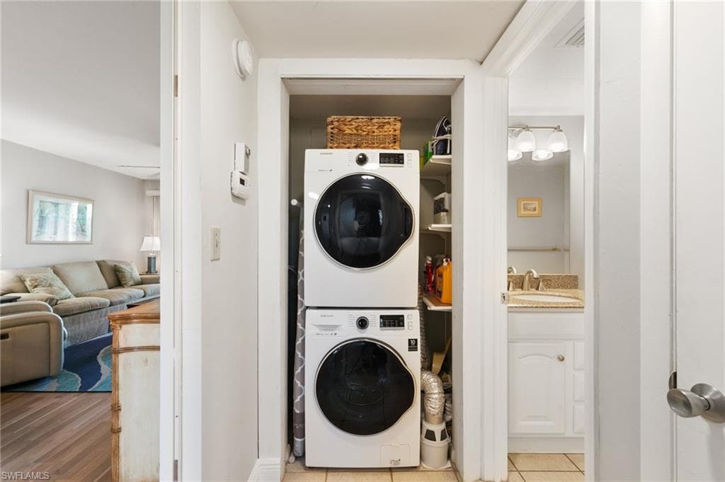 1024 Manatee RD C303-21