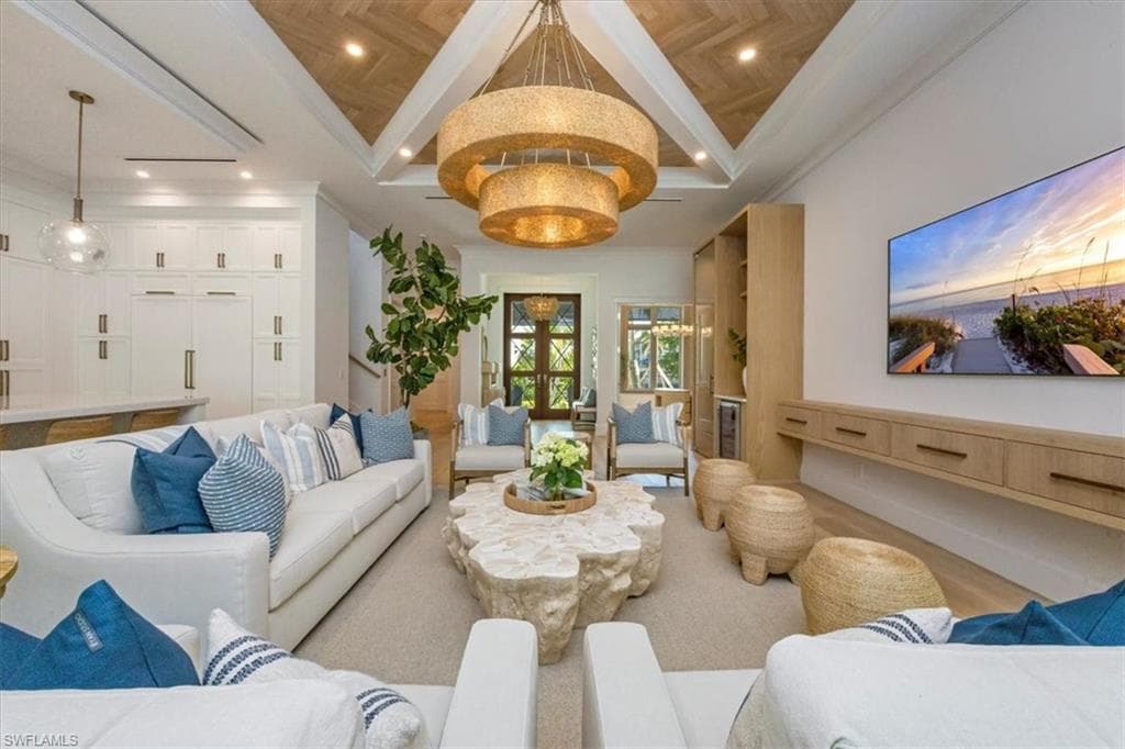 493 8th AVE S-7
