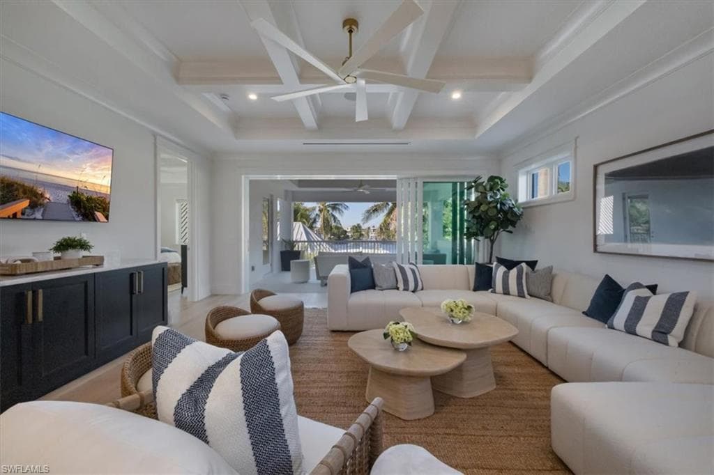 493 8th AVE S-29