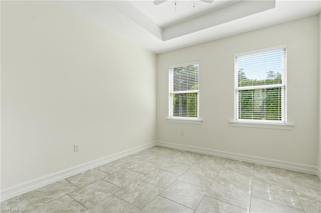 16329 Aberdeen WAY-27