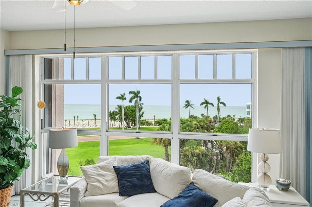 260 Barefoot Beach BLVD 302-2