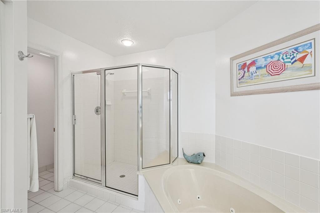 260 Barefoot Beach BLVD 302-17
