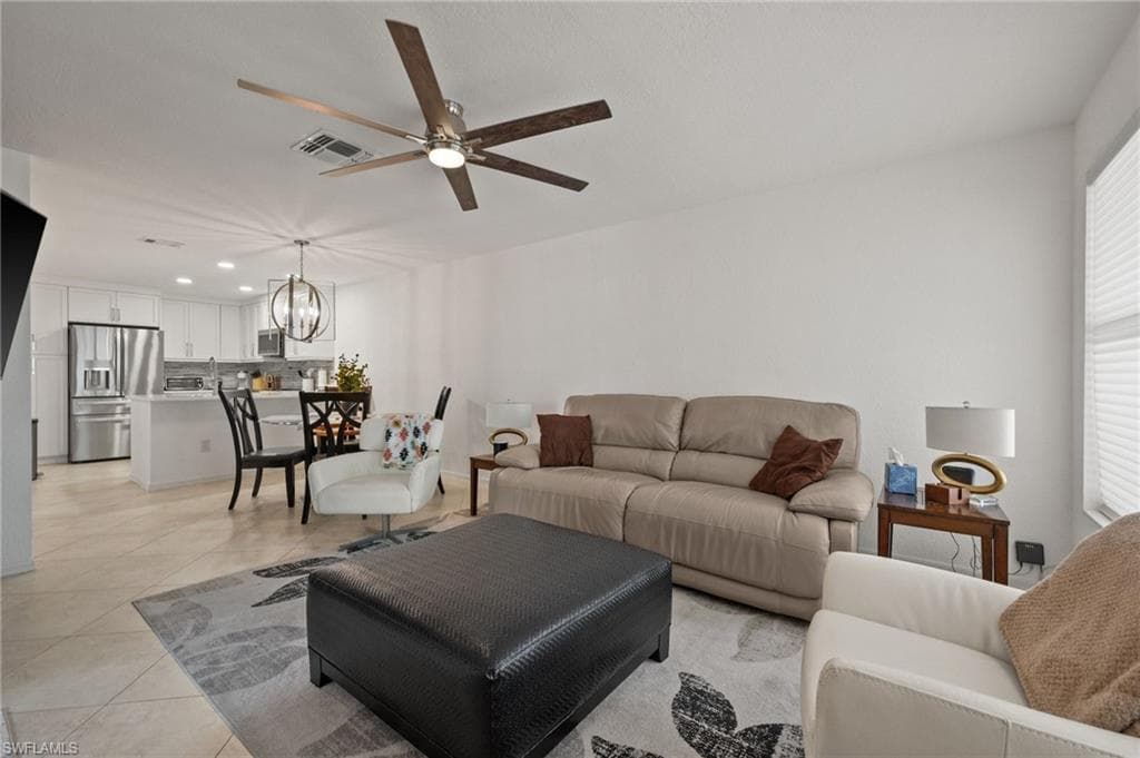 77 EMERALD WOODS DR I6-3