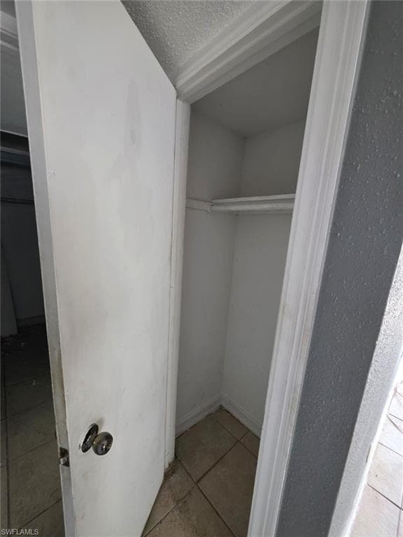 2835 Winkler AVE 215-32