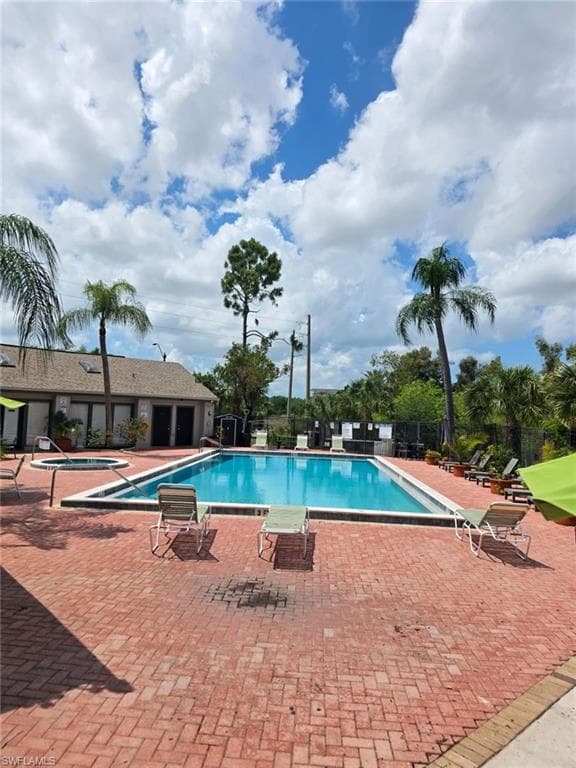 2835 Winkler AVE 215-1
