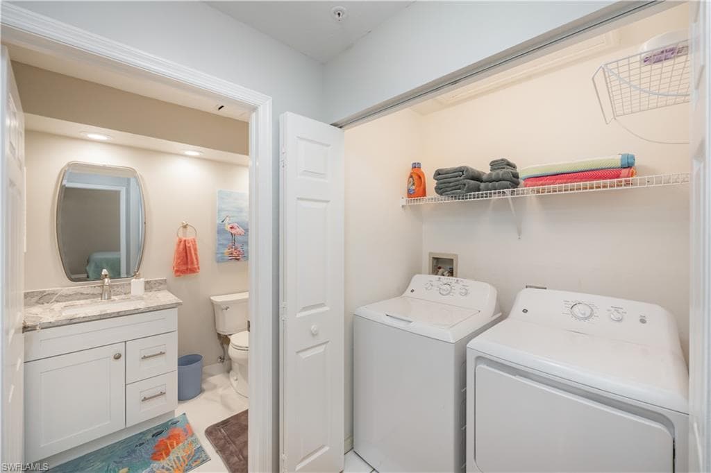 7564 Silver Trumpet LN U202-24