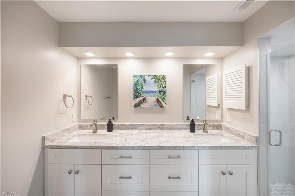 7564 Silver Trumpet LN U202-19