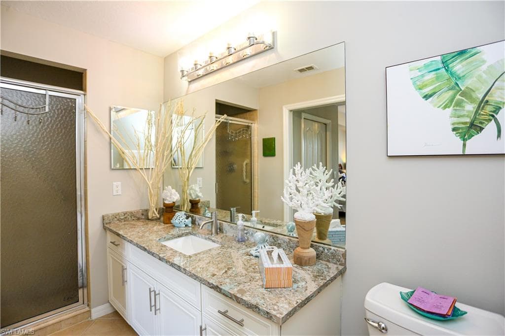 10275 Heritage Bay BLVD 724-26
