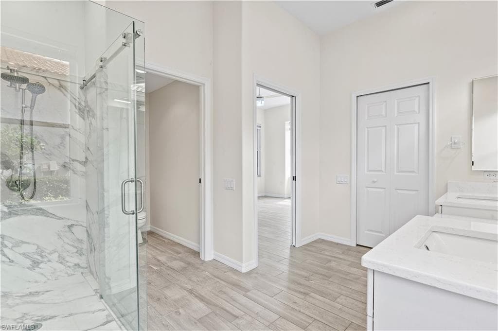 16360 Willowcrest WAY-15