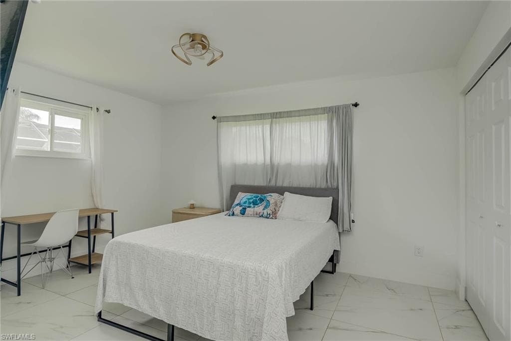 14539 Riverside DR-14