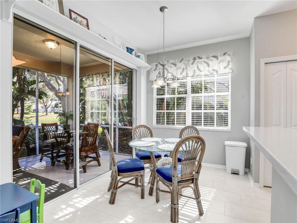 25051 Ballycastle CT 102-10