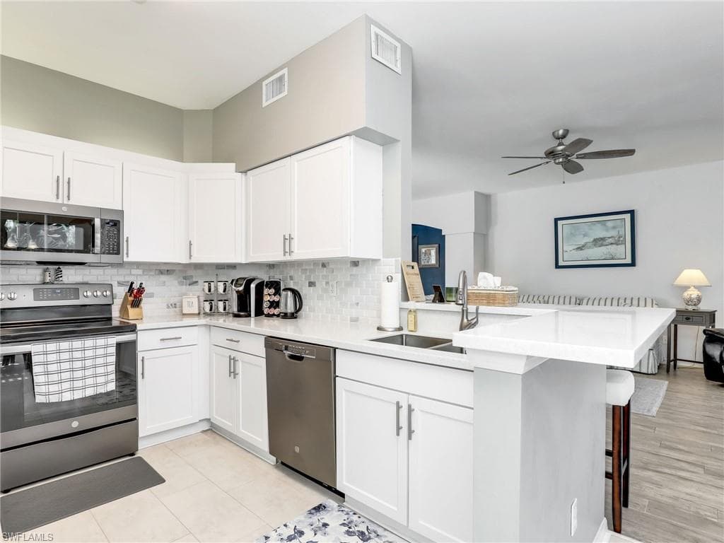 25051 Ballycastle CT 102-14