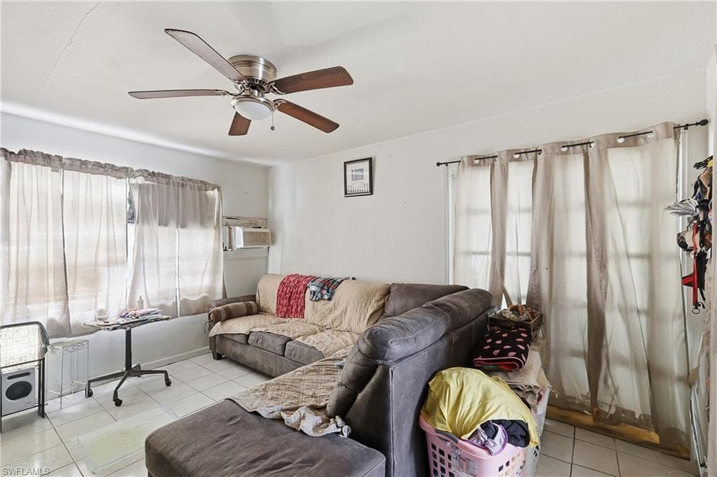 2355 Jeffcott ST-13