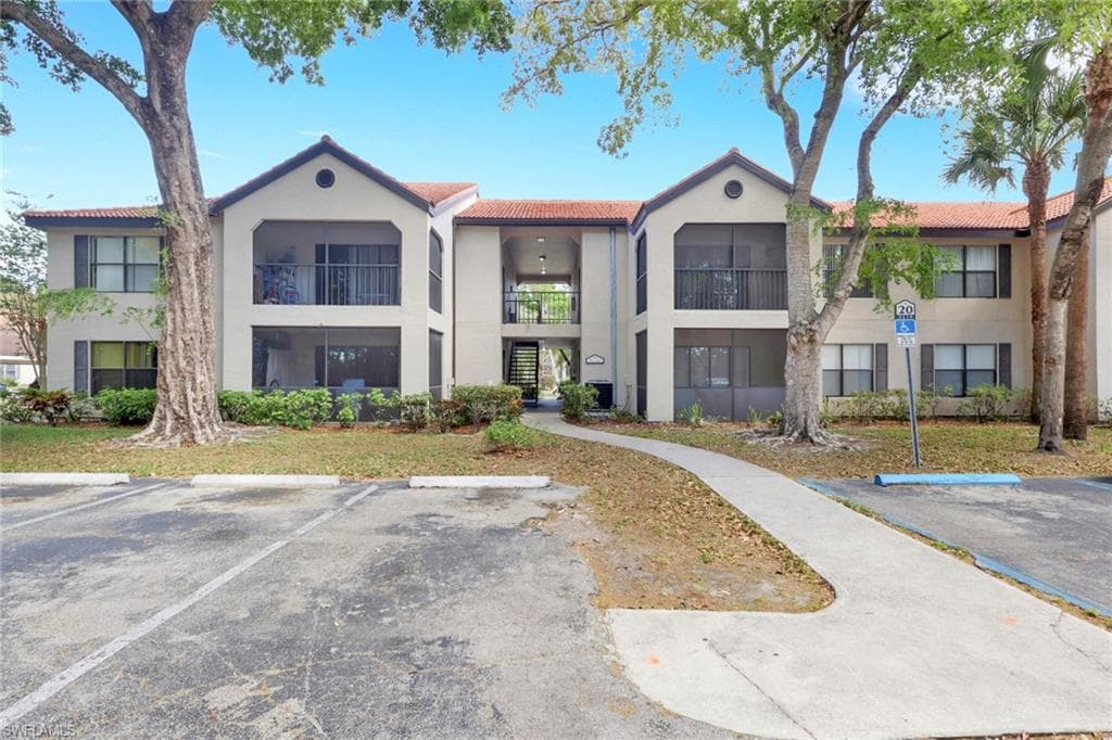 2214 Arbour Walk CIR 2012-17