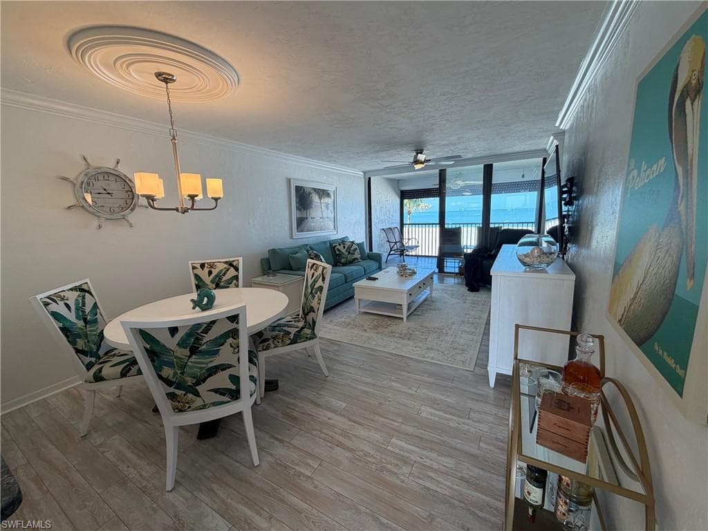 6400 Estero BLVD 402-15