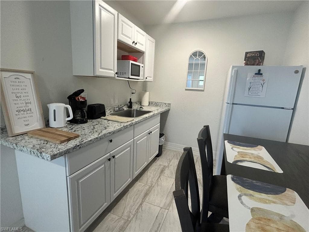 4314 Garden BLVD-30