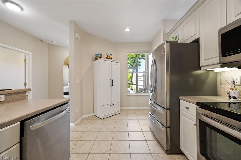 4342 Avian AVE-9