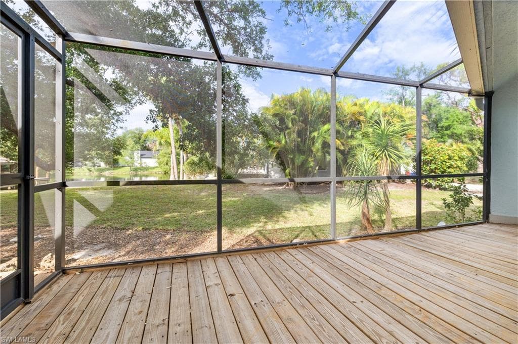 12331 Oak Brook CT-32