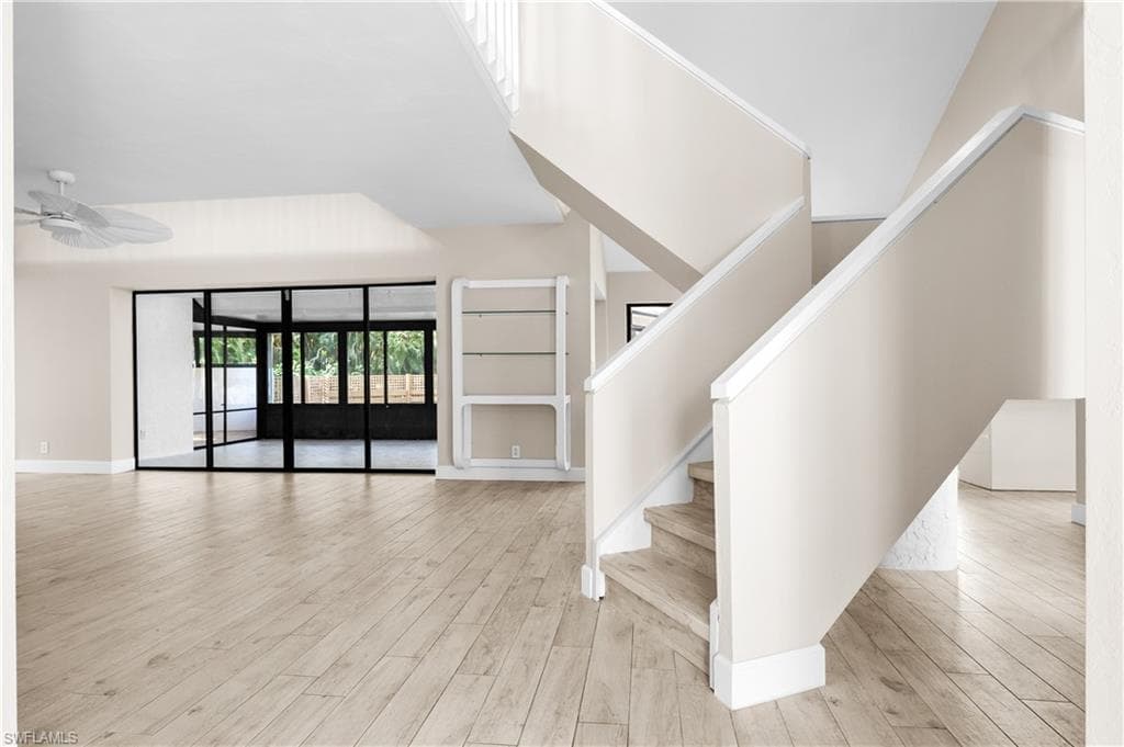 12331 Oak Brook CT-18