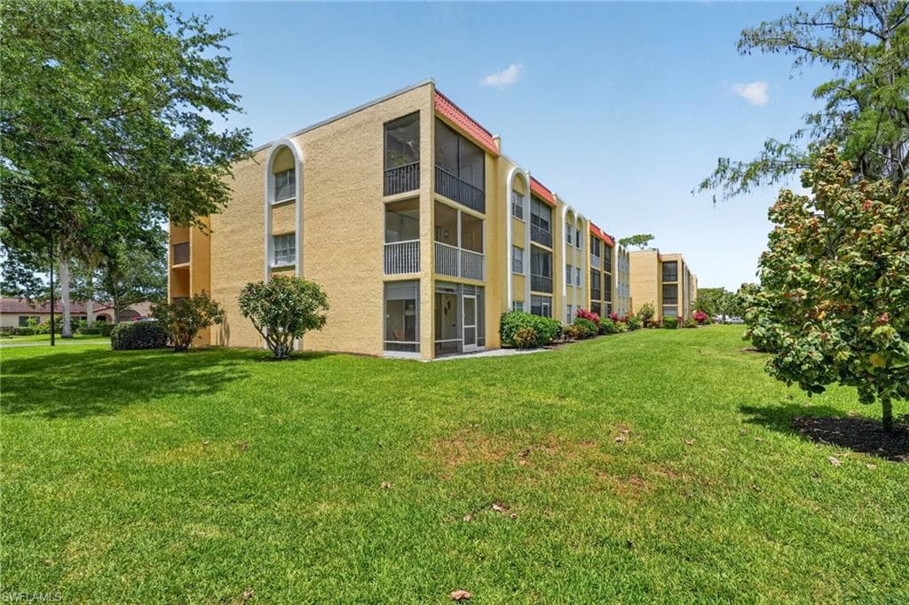 1084 Forest Lakes DR 7205-20