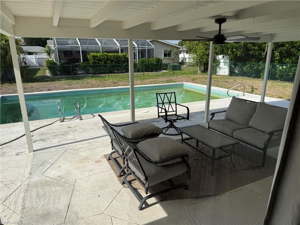 1463 Tanglewood PKWY-4