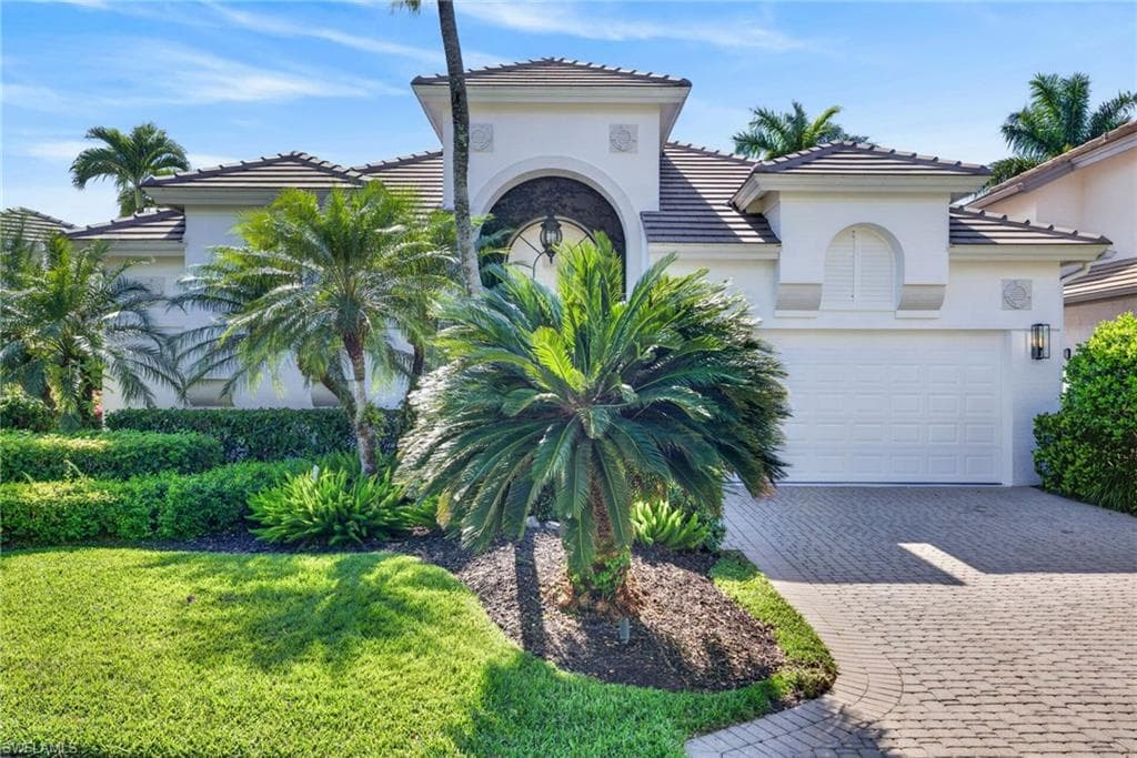 3296 LOOKOUT LN-1