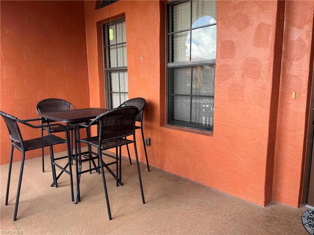 11875 Izarra WAY 8711-2