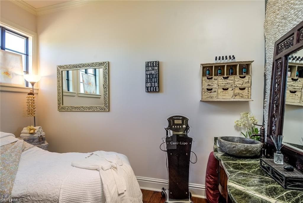 11875 Izarra WAY 8711-33