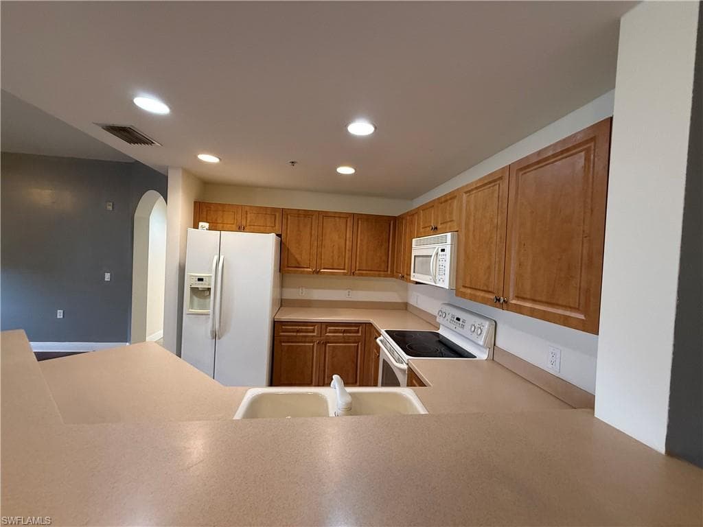 3957 Pomodoro CIR 301-13