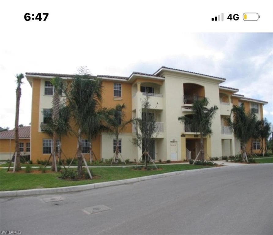 3957 Pomodoro CIR 301-1