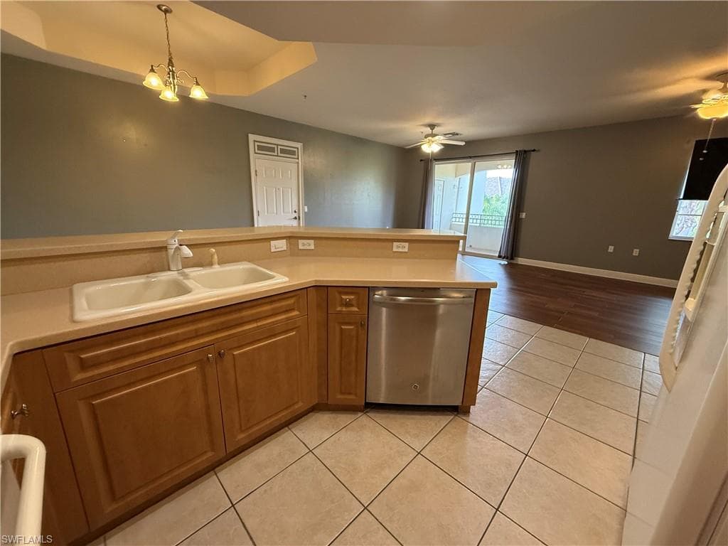 3957 Pomodoro CIR 301-14