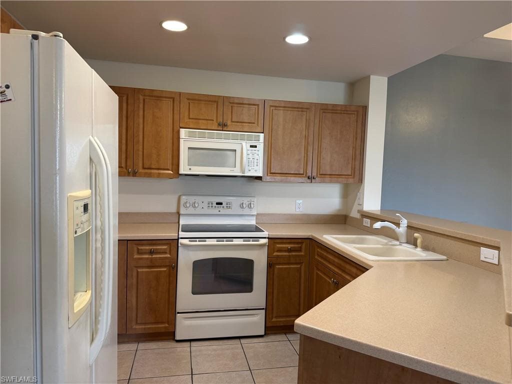 3957 Pomodoro CIR 301-15