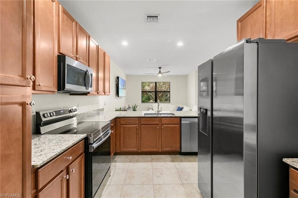 7797 Bristol CIR-10