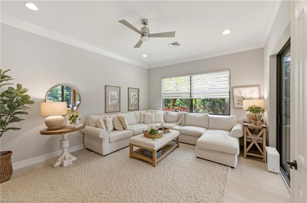 1467 Mockingbird DR-32