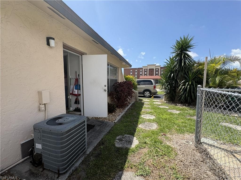 619 SE 47th ST 5-19
