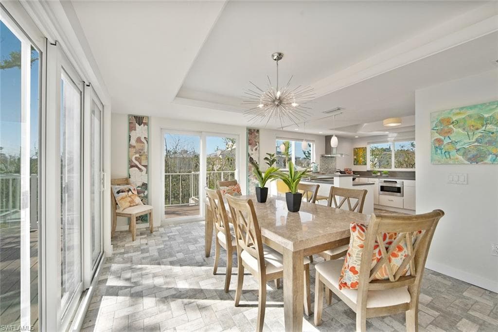 2499 Harbour LN-8