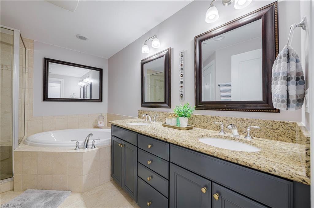 3414 Hancock Bridge PKWY 302-24