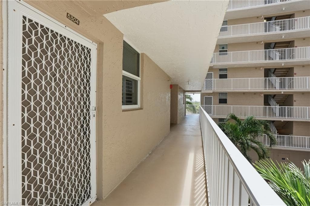 5500 Bonita Beach RD 304-13