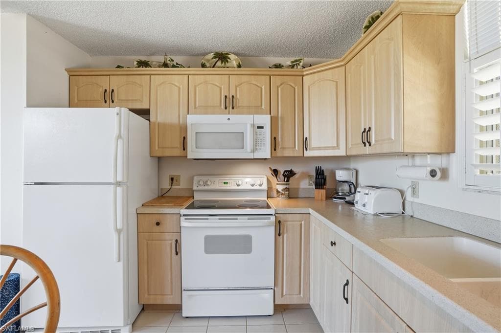 5500 Bonita Beach RD 304-22