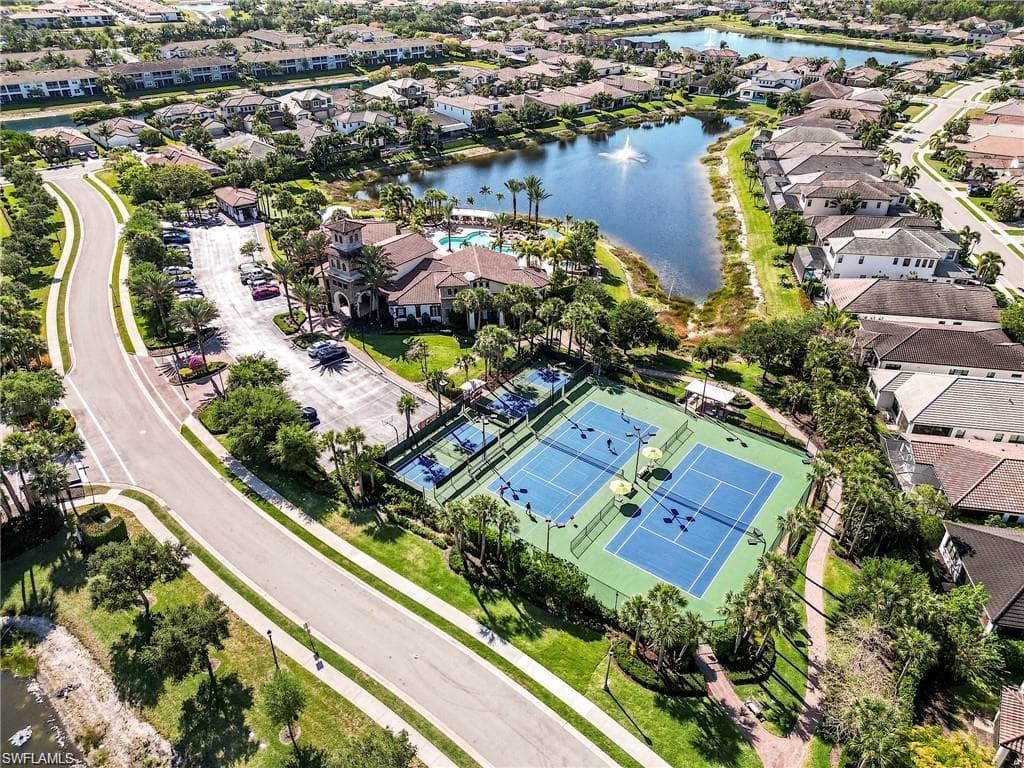 9335 Woodhurst DR-34