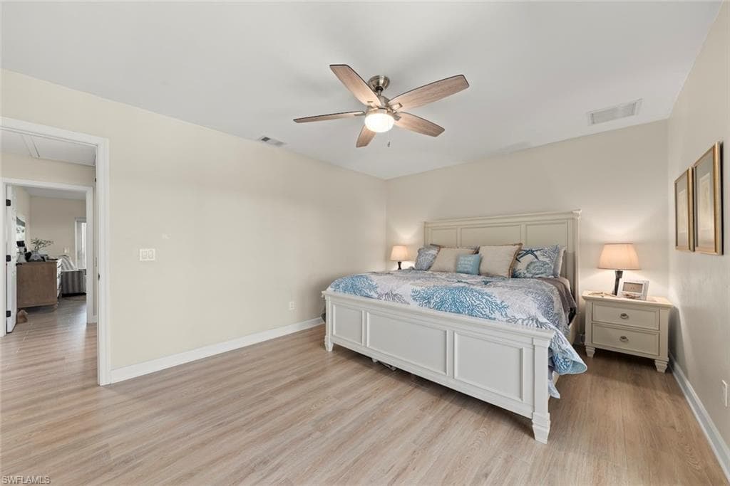 207 Daniel DR-23
