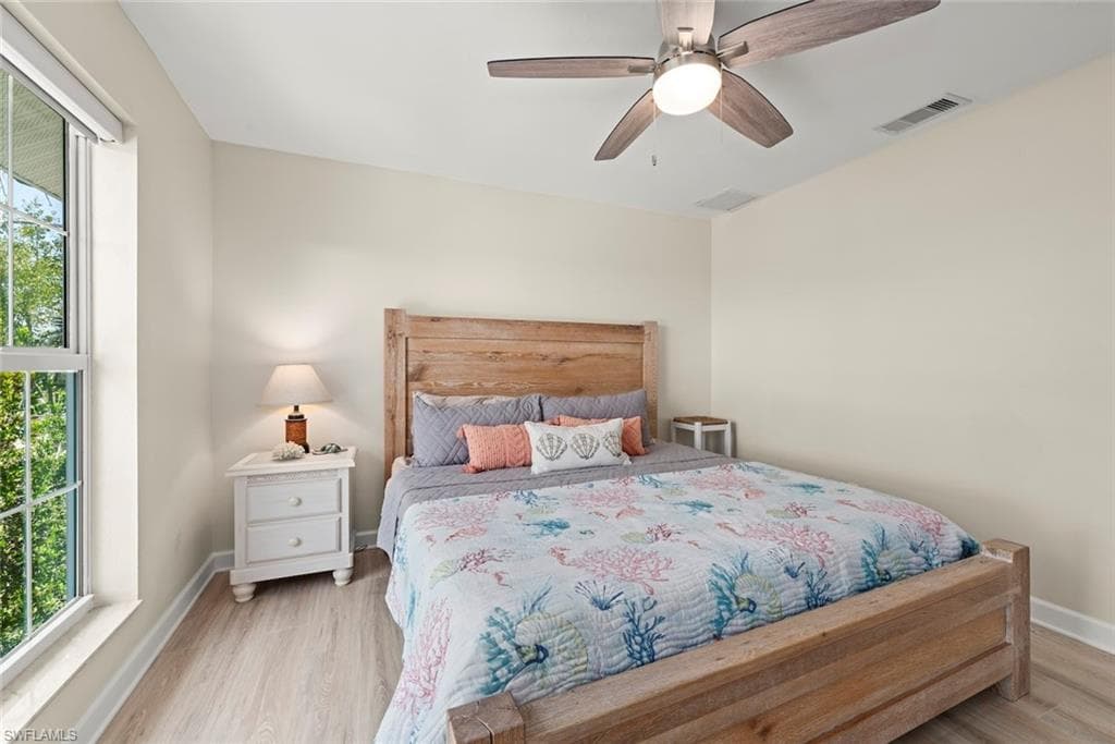 207 Daniel DR-30