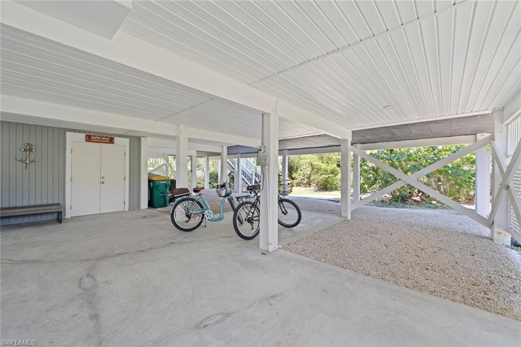 207 Daniel DR-33