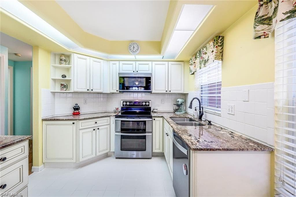 28068 Cavendish CT 2301-5