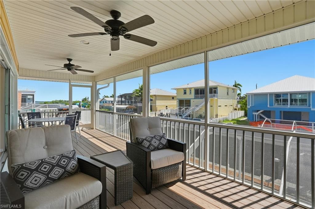 222 Flamingo ST-17