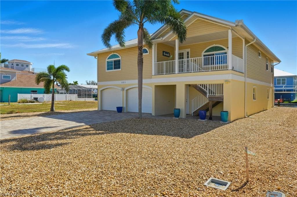 222 Flamingo ST-5