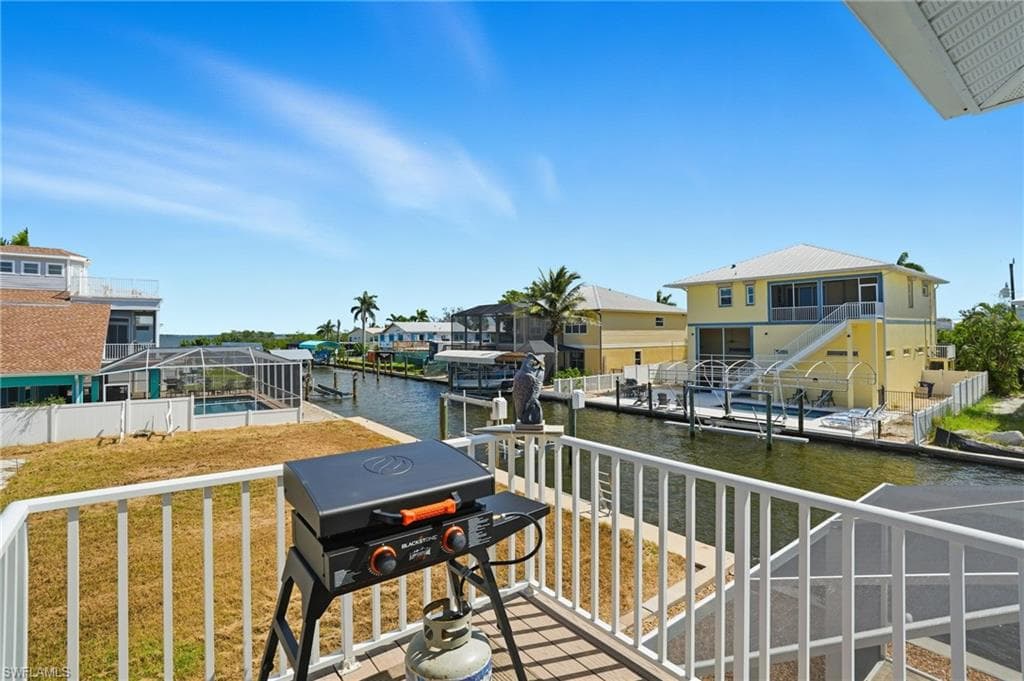 222 Flamingo ST-19