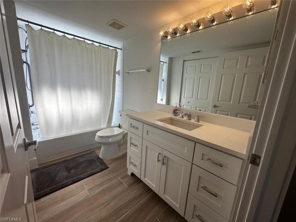 8244 Key Royal CIR 616-16